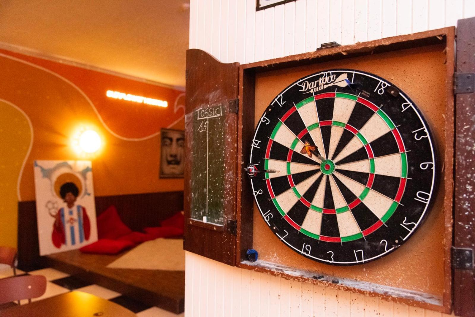 Sunflower Beach Backpacker Hostel & Bar Римини Екстериор снимка